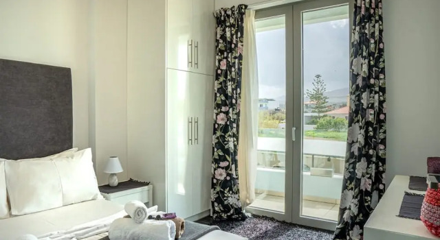 Pink Rose Beachfront Villa