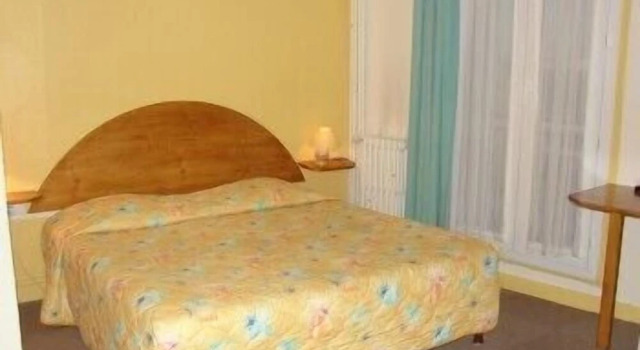 Номер Comfort Hotel de Paris et des Voyageurs