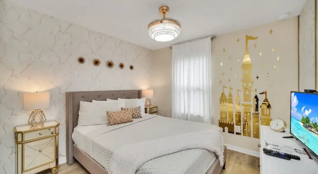 Коттедж Private Conservation View With Theme Rooms and Beautiful Pool Area, Perfect for Families #5st4591