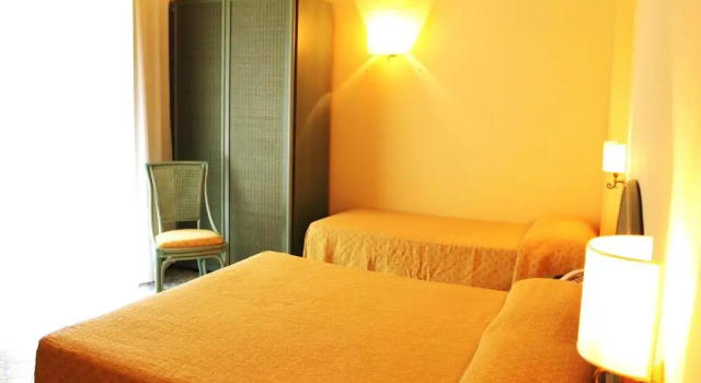 Трёхместный номер Standard Hotel Villa Maria