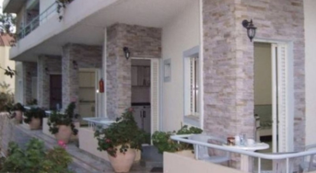 Stefania Apartments