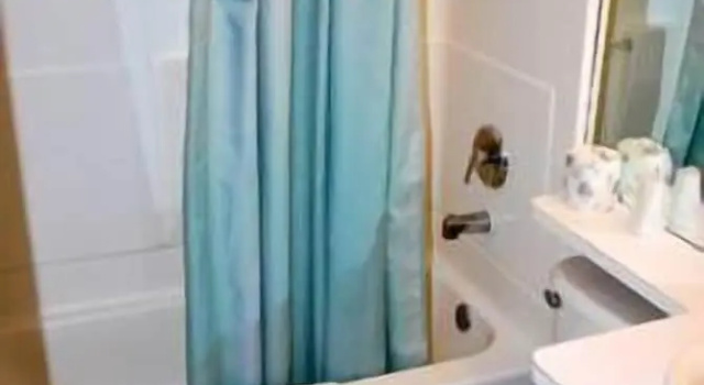 Номер Economy Central Motel