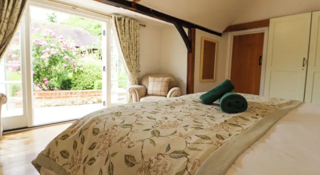 Oast Cottage, Varaa Lomakoti Mökit kohteessa Merseyside, Mökki
