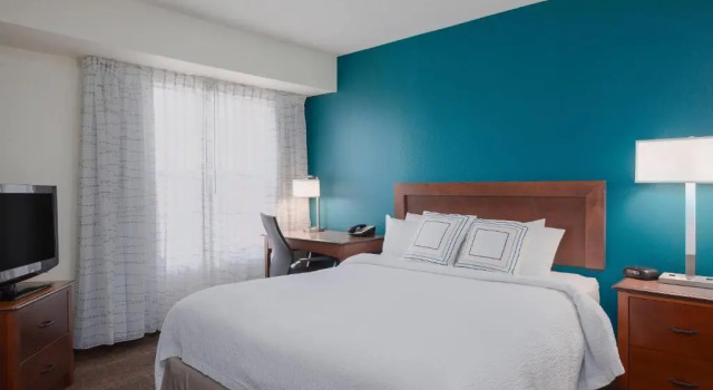 Люкс Residence Inn by Marriott Laredo Del Mar