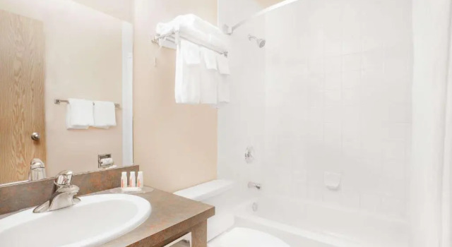 Номер Standard Ramada by Wyndham Cranbrook
