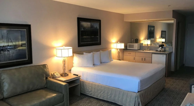 Люкс Shilo Inn Suites Warrenton
