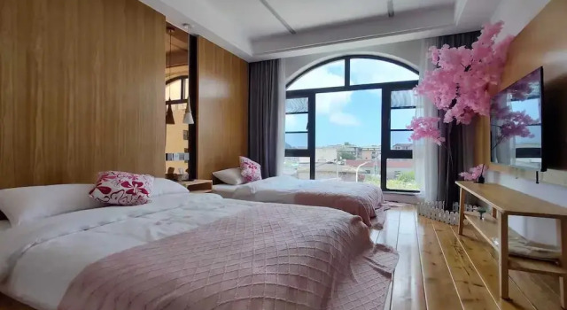Двухместный номер Luxury с видом на окрестности Shengsi Xinyue Hotel