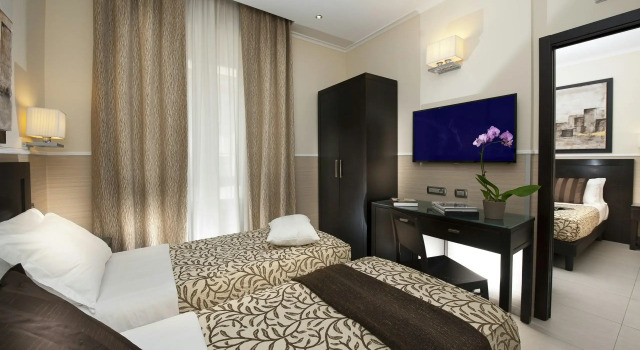 Четырёхместный номер Yes Hotel Boutique Rome