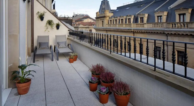 Апартаменты Garibay Terrace by FeelFree Rentals