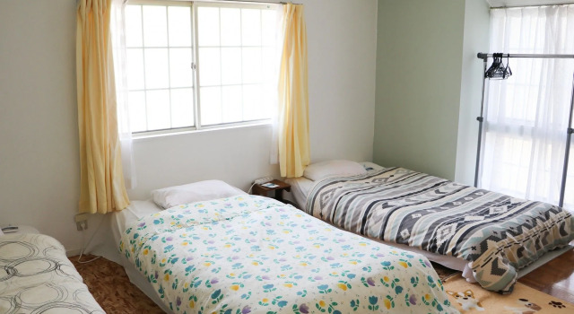 Guest House Shirahama R cafe – Caters to Women - Hostel, Prenota Ostello Hotel a Wakayama con parcheggio, Parcheggio