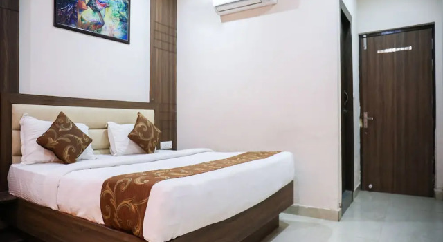 OYO 14635 Hotel Orchid