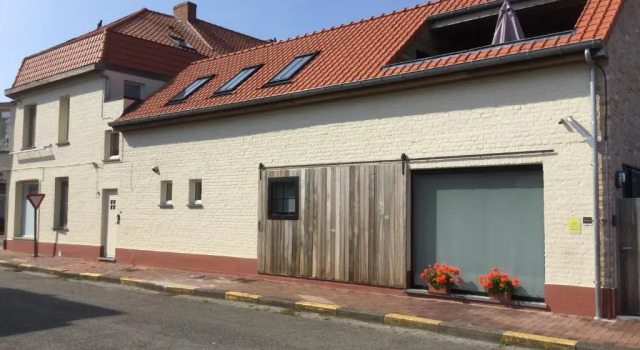 oyenkerke-loft, Rezerwuj Hotel Hotele w Bruksela z parkingiem, Parking