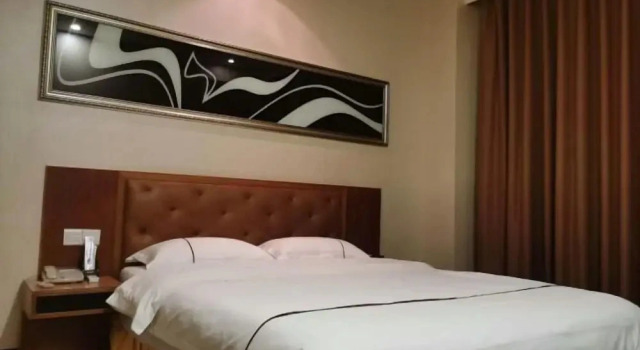 Yanyangtian Hotel