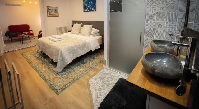 Двухместный номер Grand с видом на внутренний двор SalutBB Chambre dhote