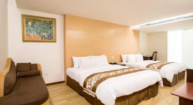 Семейный номер Deluxe Huang Shin Business Hotel - ZhongGung Branch
