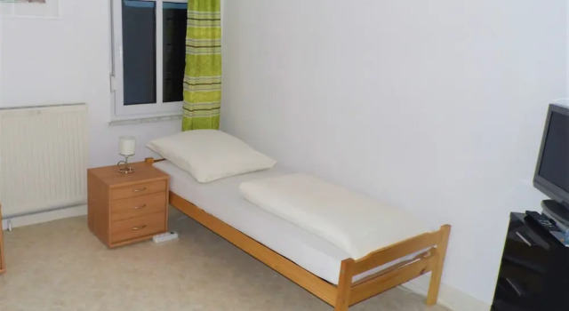 Hostel Hahn, Buchen Sie Hostel Büchenbeuren Hunsrück