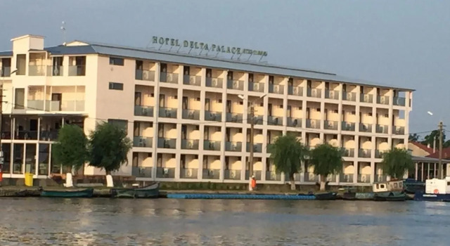 Delta Palace, Đặt Khách sạn Khách sạn ở Danube Delta bao gồm bữa sáng, Bữa sáng