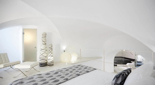 Dreams Luxury Suites