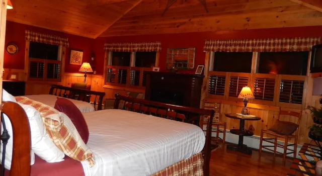 Kiwassa Lake Bed & Breakfast, Boek Hotel Saranac Lake 