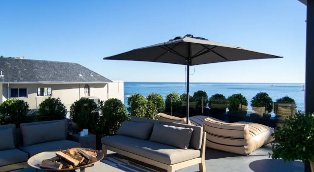Апартаменты Luxury Seacliff Apartments