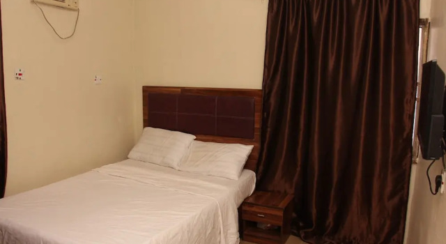 City Travels Inn - Area 8