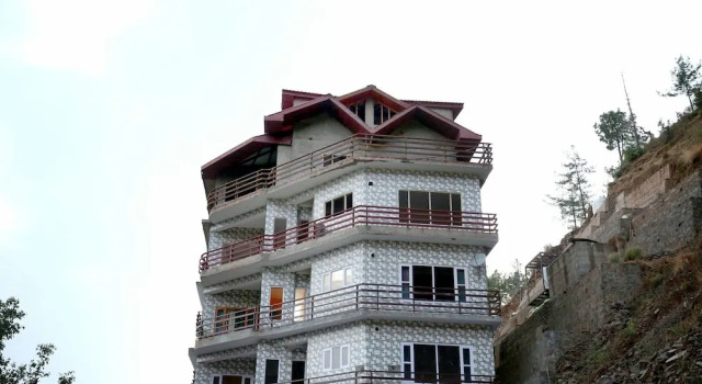 OYO 13708 Home 2BHK Kamyana