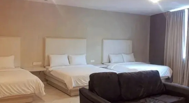 Люкс Grand SR Inn