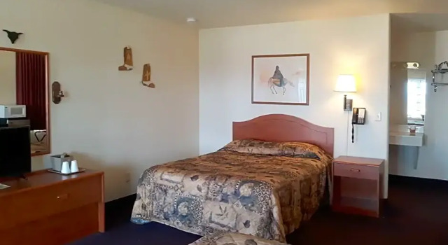 Четырёхместный номер Premium Budget Host Inn Tombstone