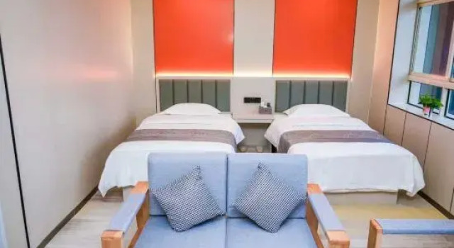 Shangyi Smart Hotel (Renmin Cultural Square Jingtai Station)