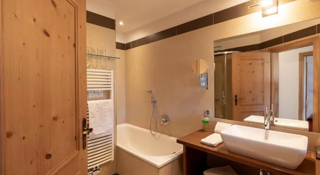 Люкс Hotel Finkennest - Panoramic Garden Resort