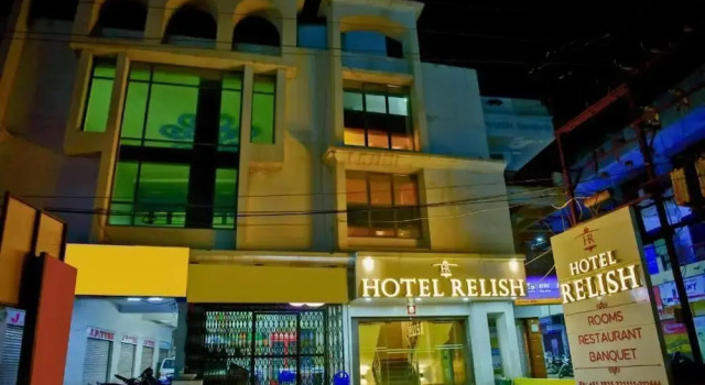 Hotel Relish Gujrat, Rezervovat Hotel Hotely v Gujarat s parkováním, Parkování