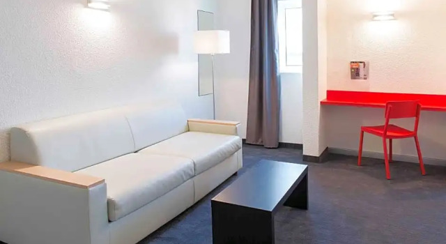 Полулюкс ibis Styles Cannes Le Cannet