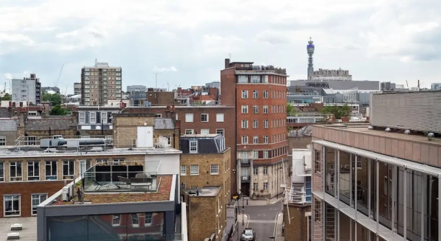 Cozy 2 Bedroom Flat in the Heart of London! Fits 6, Забронировать Отель Отели Англии 3 звезды, 3*