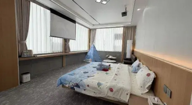 Тент Senlin Resort Hotel (Beihai Qiaogang Fengqing Street Qiaogang Beach)