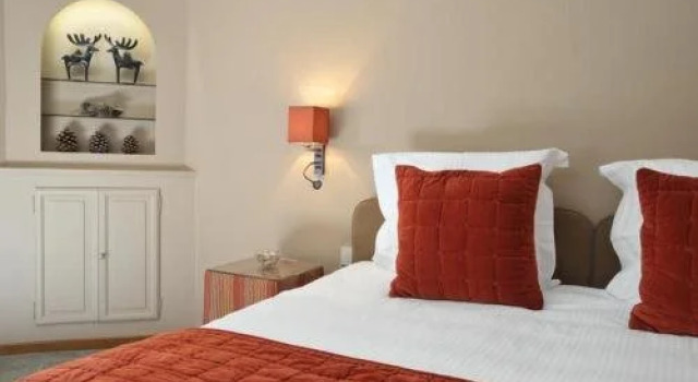 Auberge Du Moulin Hideux, Book Hostel / Vandrerhjem Hostels i Ardennes Belge, Hostel / Vandrerhjem