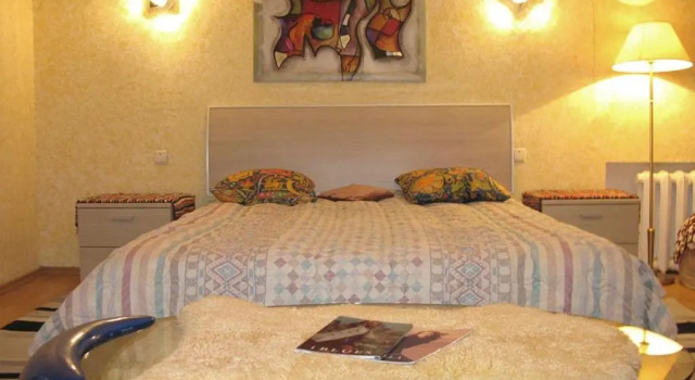 Apartment Triokhsviatytelskaya Street 3, Забронировать Апартаменты/квартира Киев Киевская область, рядом с Контрактовая площадь