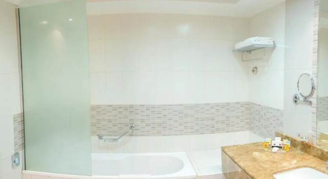 Апартаменты c 1 комнатой Al Majaz Premiere Hotel Apartments