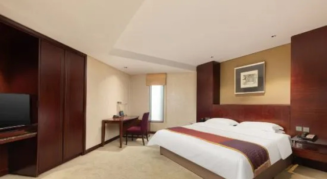 Двухместный люкс с видом на город World Trade Hotel