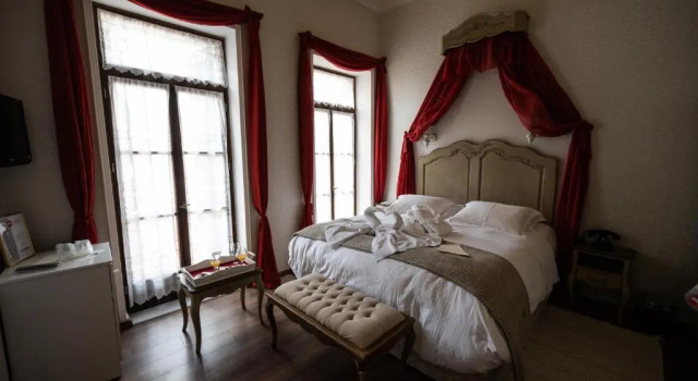 Полулюкс Boutique Hotel Anagennisis