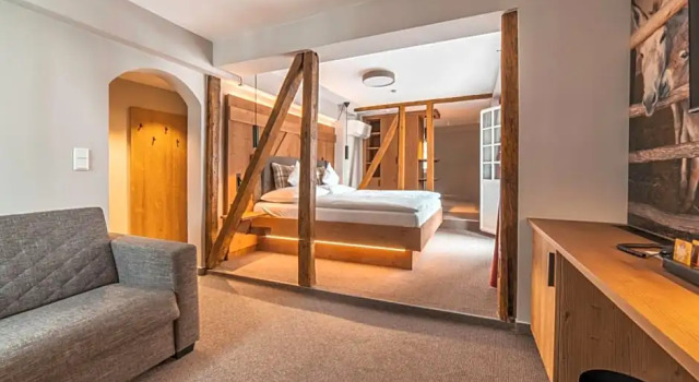 Полулюкс AKZENT Hotel Bergs Alte Bauernschänke- Wellness und Wein