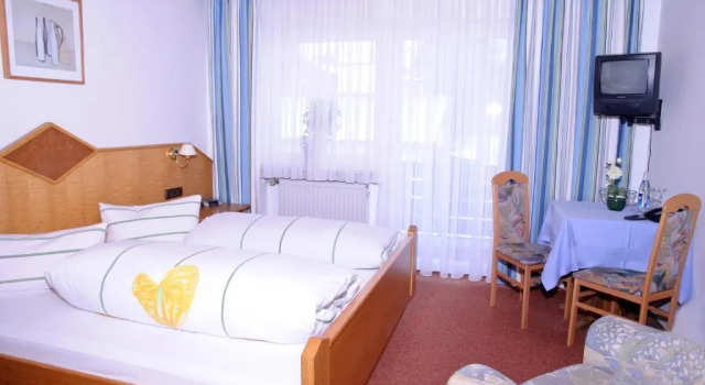 Hirmonshof, Varaa Hotelli Hotellit Baijeri pysäköinnillä, Pysäköinti