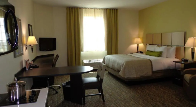 Студия Candlewood Suites Odessa by IHG