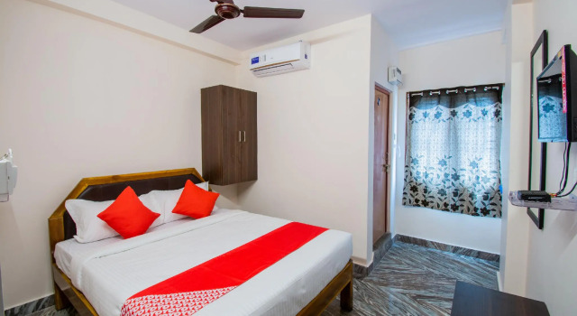 OYO Flagship 18986 HOTEL ORANGE