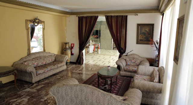 Hotel Anesi, Забронировать Отель Отели Кифисия с парковкой, Парковка