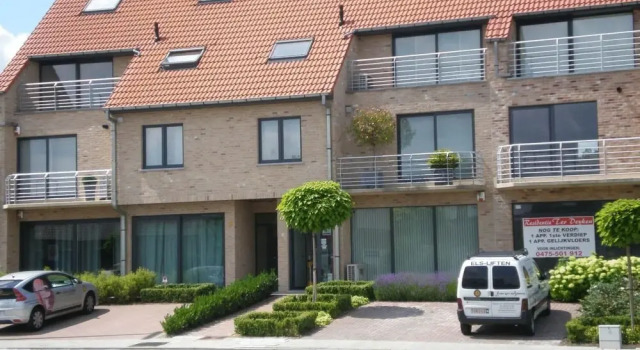 Cosy Cottage Dépendance, Varaa Lomakoti Hotellit Brussels pysäköinnillä, Pysäköinti