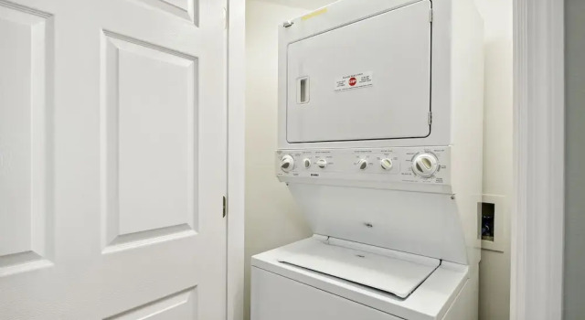 Seacrest 702 is a Gulfview 2 BR on Okaloosa Island by RedAwning, Book Lejlighed Fort Walton Beach Emerald Coast