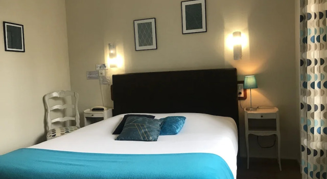Номер Comfort Hôtel Les Deux Magots