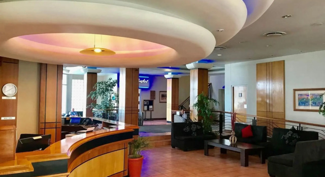 Ocean Breeze Hotel