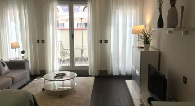 Forever Apartments Madrid, Boek Appartement Madrid Community of Madrid, in de buurt van Edificio Grassy