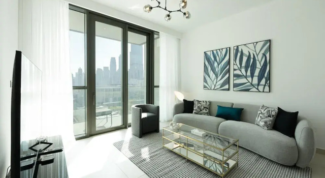 Downtown Escape Lush 2BR w Burj Khalifa View, Забронировать Апартаменты/квартира Дубай Эмират Дубай, рядом с Дубайский аквариум
